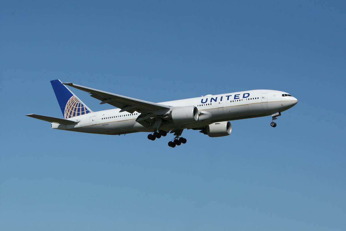 An image of a United Airlines plane.