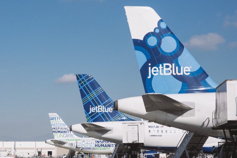 8 Things You Need to Know About JetBlue’s Carry-On Policy