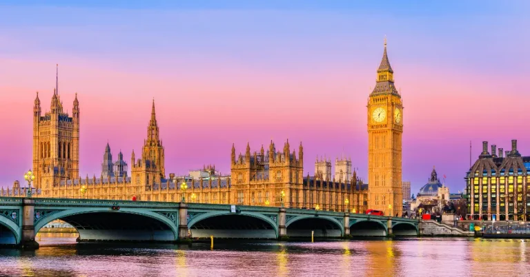 Big Ben and the Houses of Parliament at sunset in London, part of a 5 day London itinerary